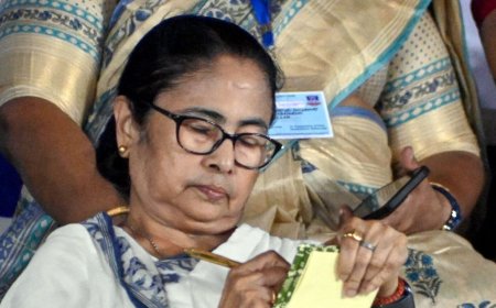 ‘Will build temple, offer him dhokla’: Mamata Banerjee quips on PM Modi's ‘Parmatma’ remark