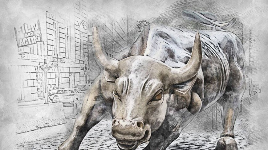Mutual funds go on a shopping spree, pumping $35 billion into top companies