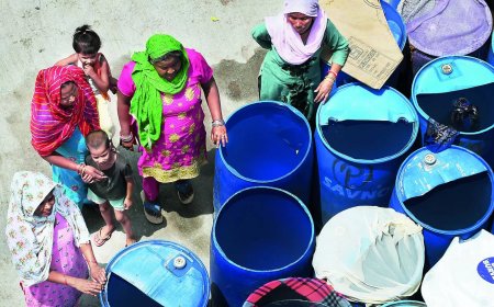 Tanker mafia, industries pilfer 52% of water meant for Delhi, Centre claims in apex court