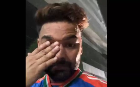 Emotional, choked Rishabh Pant tweets from open bus parade, says...