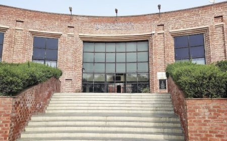 JNU के सिलेबस में बदलाव! सभी के लिए होगा अनिवार्य, जानें यहां क्या-क्या बदला  