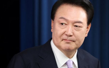 साउथ कोरिया के पूर्व राष्ट्रपति के खिलाफ अरेस्ट वारंट जारी:आधी रात देश में इमरजेंसी लगाई थी; महाभियोग के बाद पद से हटाए गए