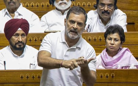 ‘Atomic test should be done’: Rajnath Singh dares Rahul Gandhi to drop 'atom bomb of evidence' against EC