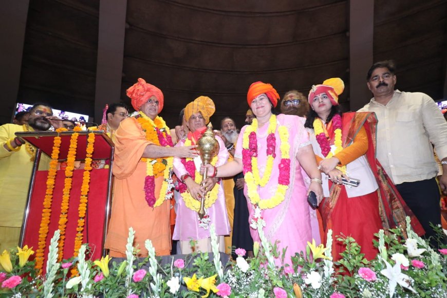 Grand International Dharma Sansad Held in Support of Shri Krishna Janmabhoomi Liberation